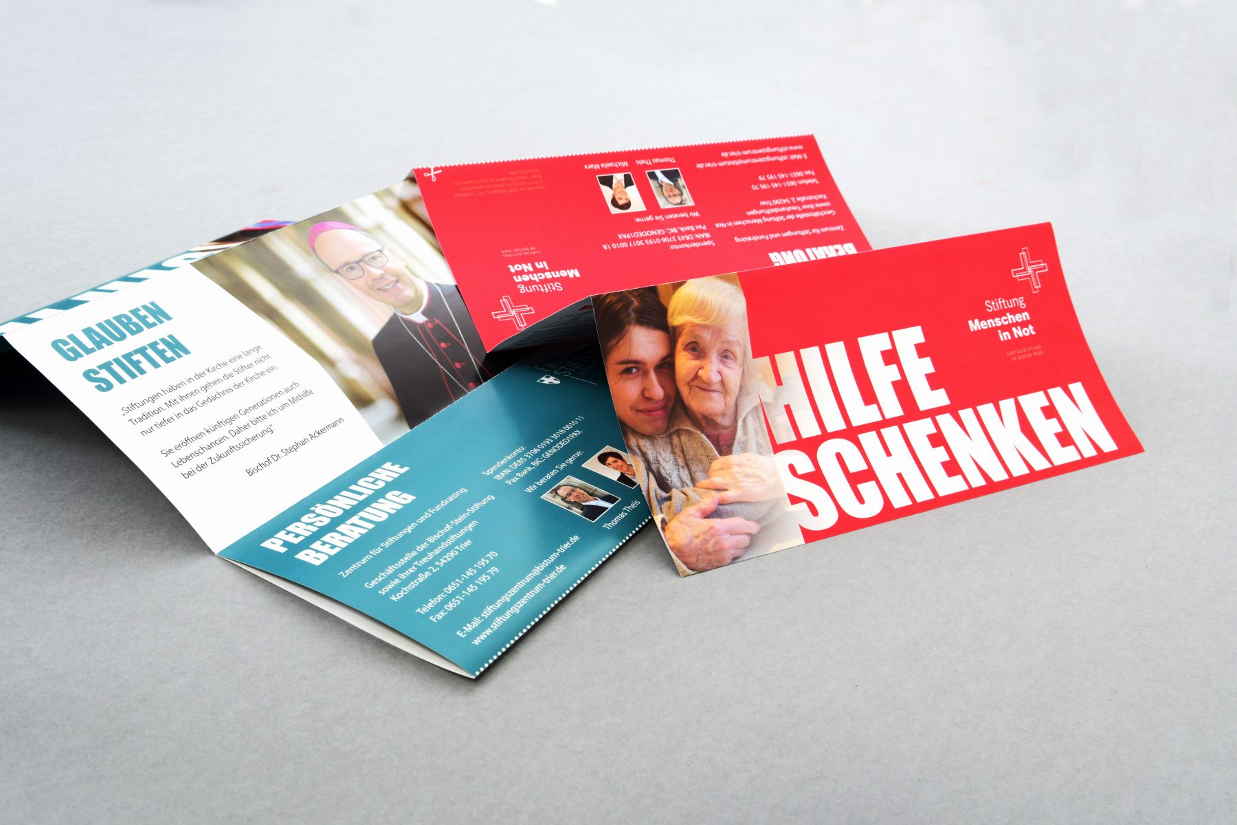 Layout Flyer des Stiftungszentrums des Bistums Trier